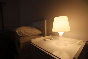 3 chambres, fer et planche à repasser, Wi-Fi, draps fournis