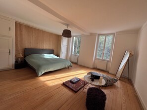 4 bedrooms, WiFi