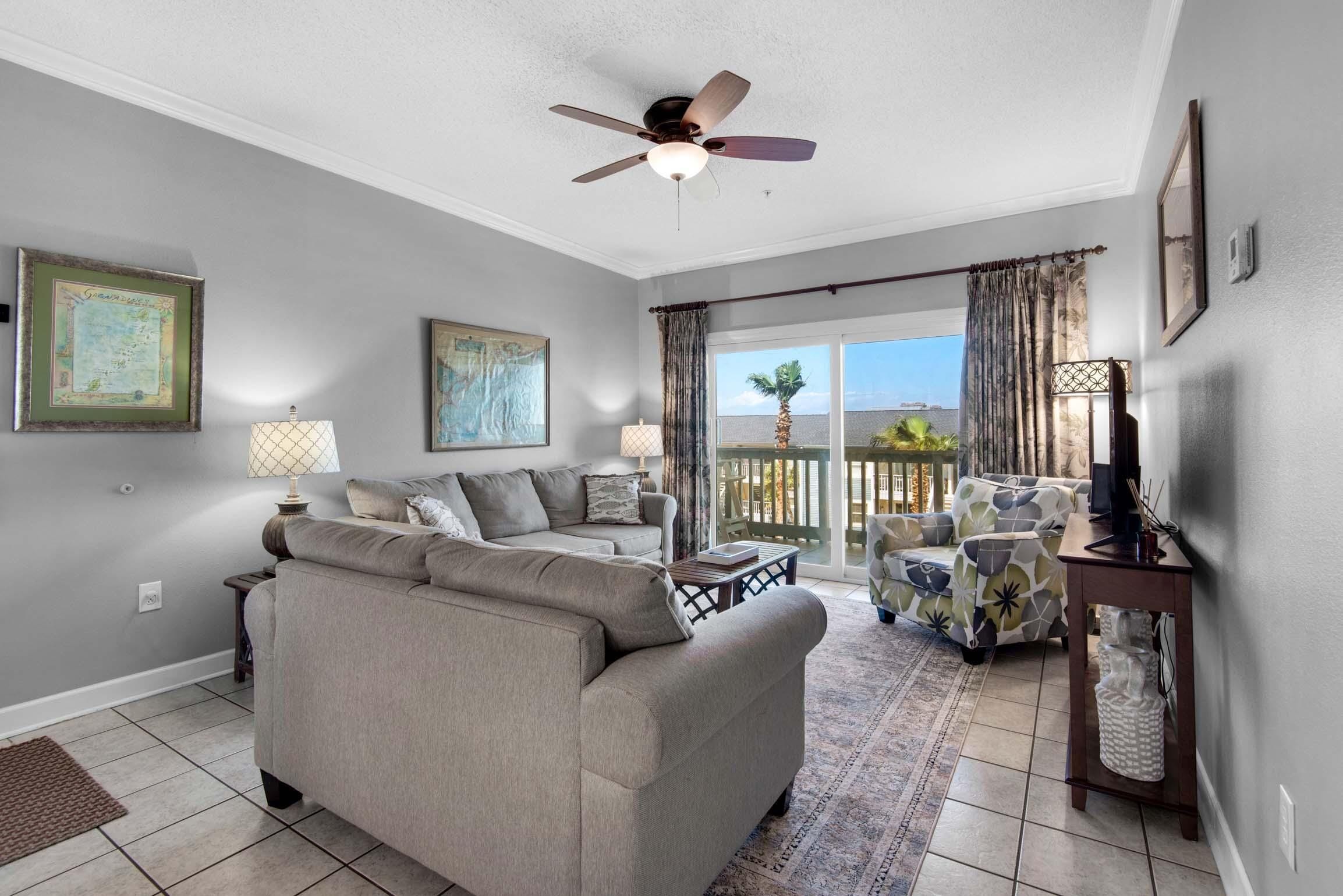 Condo, 1 Queen Bed (Villas on the Gulf unit J10) | Living area