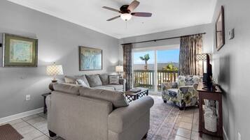 Condo, 1 Queen Bed (Villas on the Gulf unit J10) | Living area