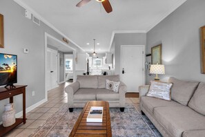 Condo, 1 Queen Bed (Villas on the Gulf unit J10) | Living area