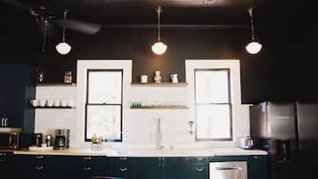 微波炉、烤箱、炉灶、洗碗机