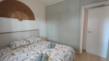 2 camere, ferro/asse da stiro, Wi-Fi, lenzuola