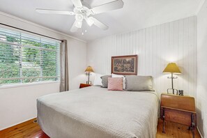 2 chambres, fer et planche à repasser, accès Internet, draps fournis