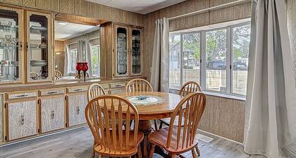 Beautiful and expansive waterfront home