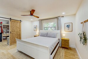 3 soveværelser, strygejern/strygebræt, internetforbindelse, sengetøj