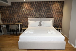 Phòng Suite Deluxe | 1 phòng ngủ, bộ trải giường