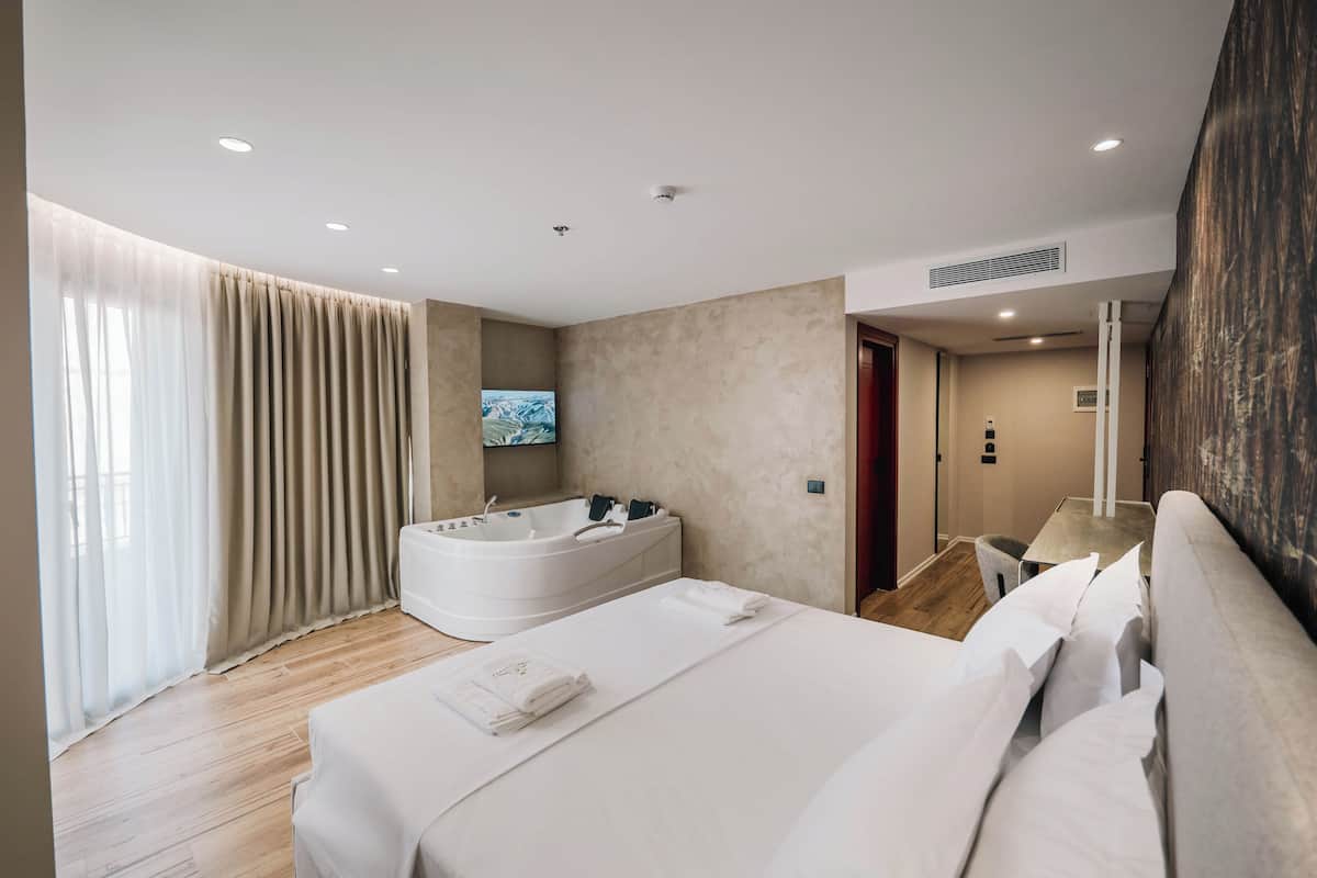 Suíte luxo | 1 quarto, roupa de cama