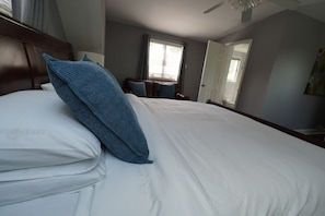 4 bedrooms, desk, iron/ironing board, travel cot