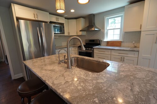 Norwalk Spacious Stay – Entire House + Fenced Yard + Parking + Laundry + Updated