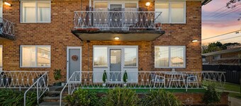 Stylish and Peaceful Retreat Near Dickson
