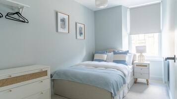 2 soverom, strykejern/-brett, wi-fi (inkludert) og sengetøy