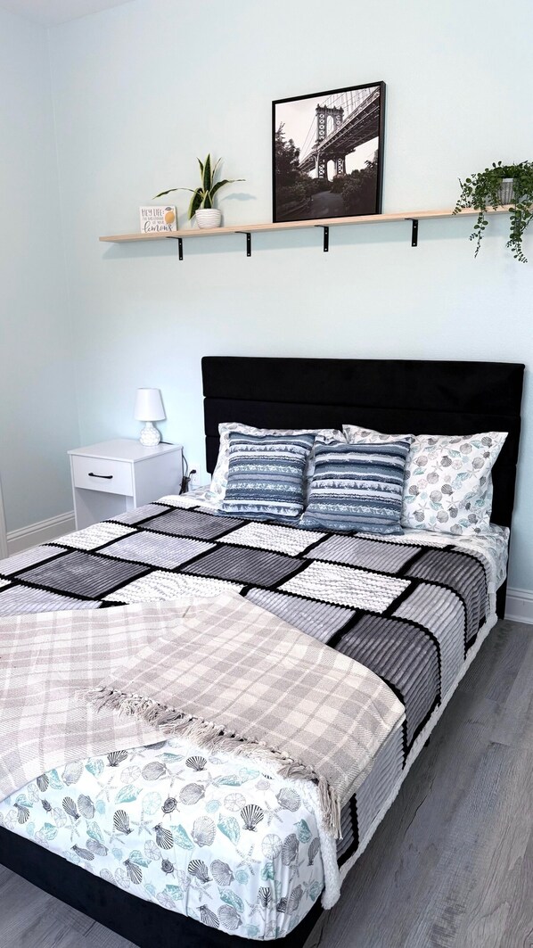 3 habitaciones, wifi gratis y ropa de cama