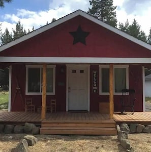 Exterior - Crescent Cabin by Lakes & Rivers (Crescent)