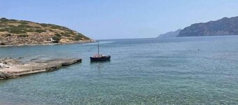 Mandora's Sea view apartment