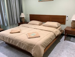 Coffres-forts dans les chambres, rideaux occultants, Wi-Fi gratuit