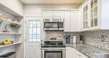 Enchanting 3BR with Yard | Patio