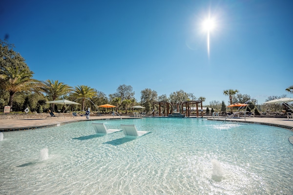 Outdoor pool, open 8:00 AM to 7:00 PM, pool umbrellas, sun loungers
