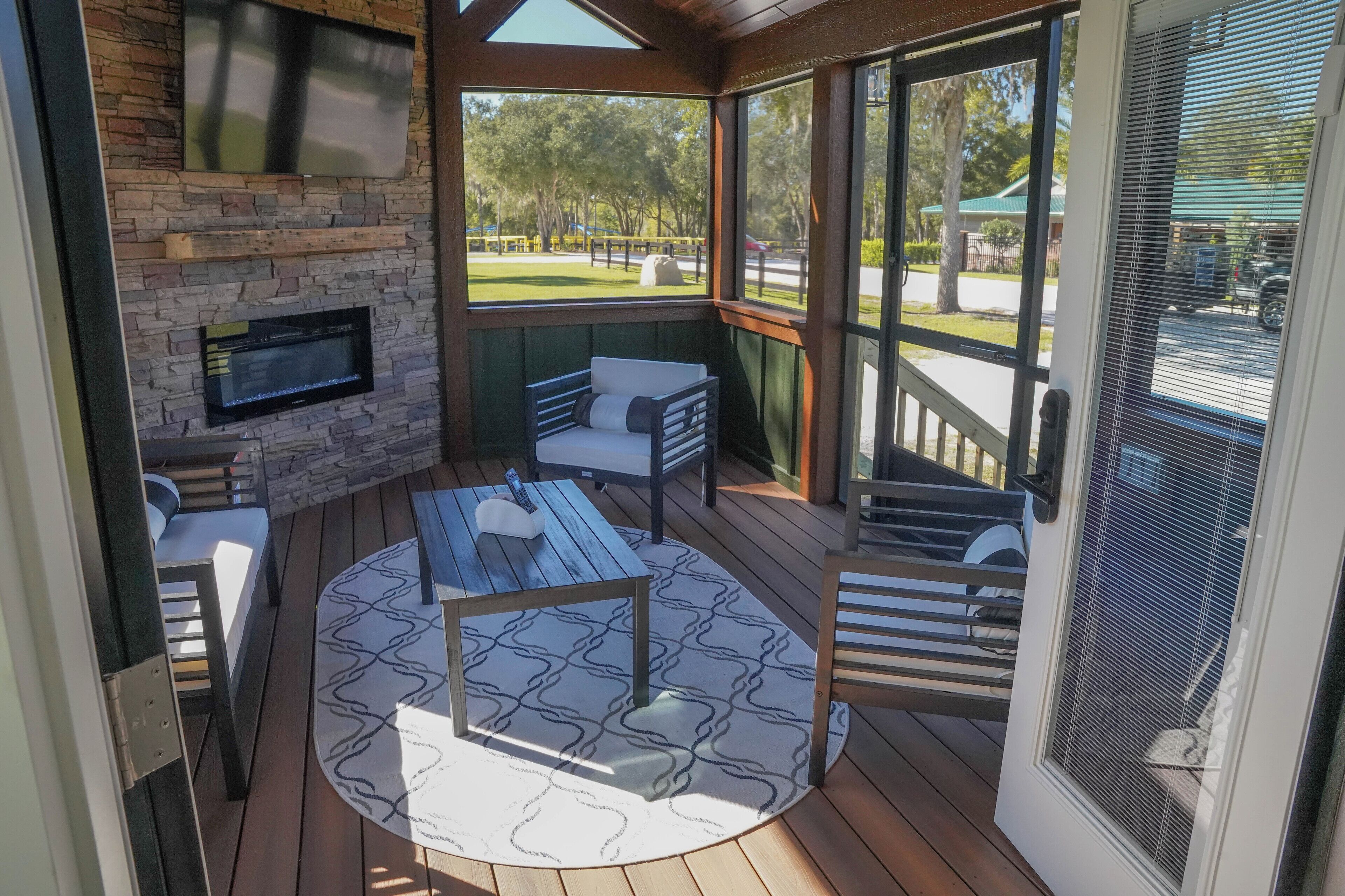 Cabaña Deluxe, 2 habitaciones, se aceptan mascotas | Terraza o patio