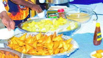 Free daily continental breakfast