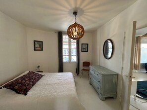 3 bedrooms, WiFi
