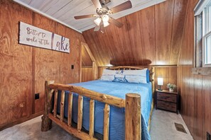 3 bedrooms, travel crib, free WiFi, bed sheets