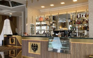 2 barer/lounger og lobbylounge