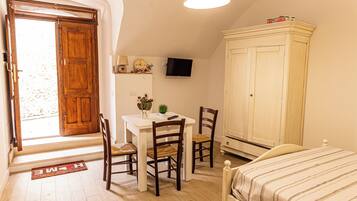 Classic Apartment | Living area