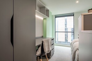 Room amenity - The Edge (Belfast)