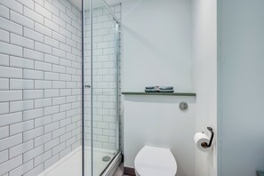 Room amenity - The Edge (Belfast)