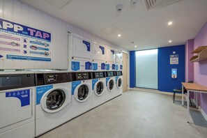 Room amenity - The Edge (Belfast)