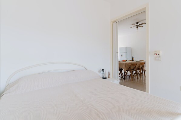 2 bedrooms