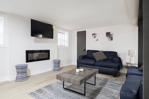 Smart TV, fireplace, offices