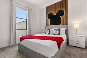 3 bedrooms, travel cot, WiFi, bed sheets