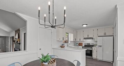 3-bedroom townhome in Rocky Mount with AC, WiFi