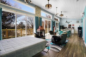 3 bedrooms, bed sheets