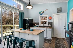 Fridge, microwave, coffee/tea maker, toaster