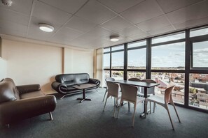 Single Room, Non Smoking | Blackout drapes, free WiFi