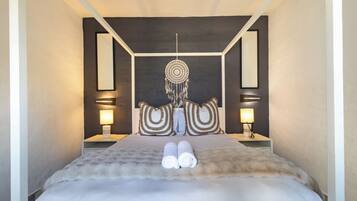 3 bedrooms, iron/ironing board, Internet, bed sheets