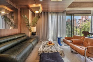 City Studio Suite | Living area - 23 Living (Medellín)