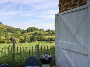 Cottage | Property grounds