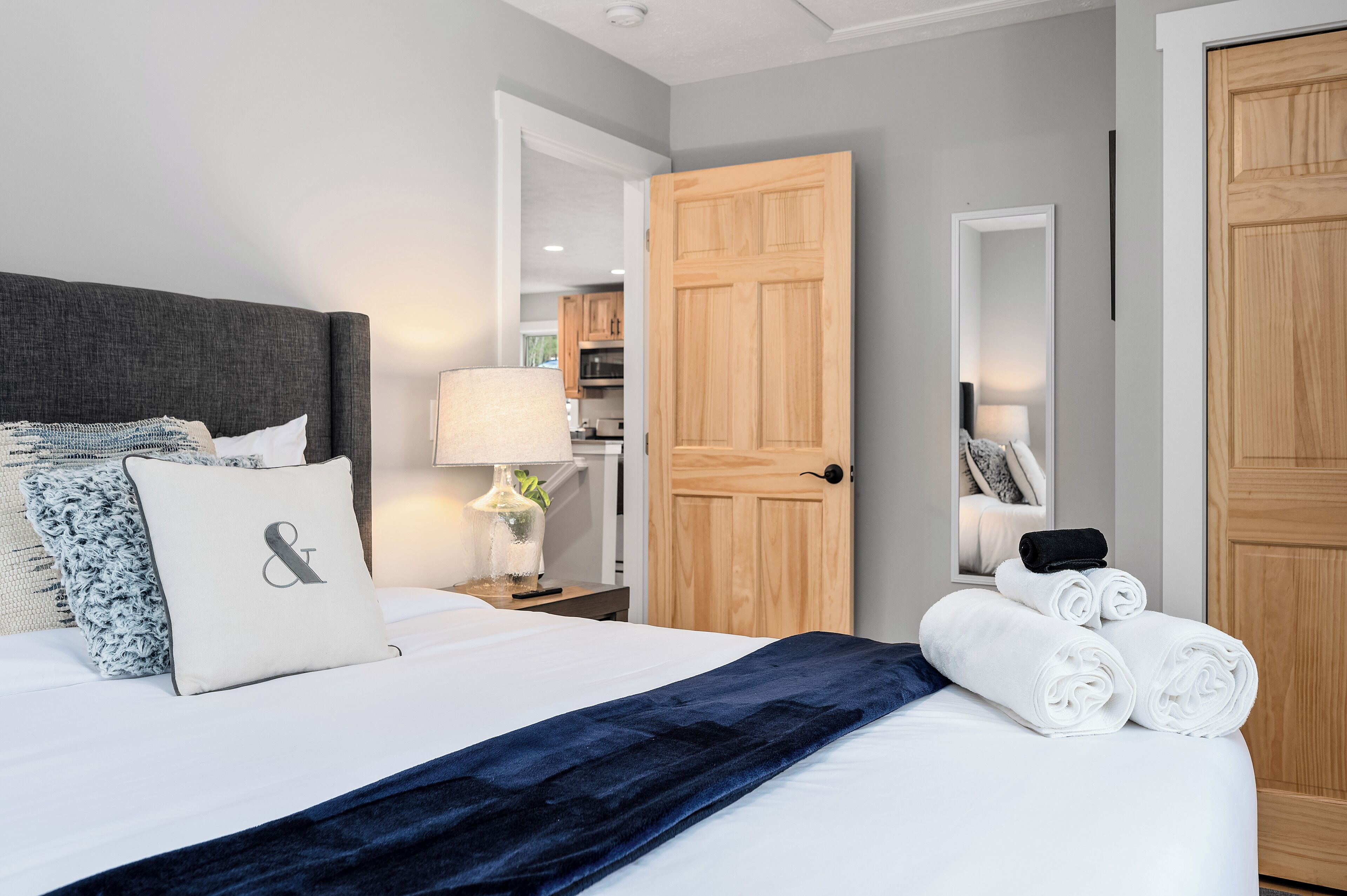 3 bedrooms, desk, iron/ironing board, free WiFi
