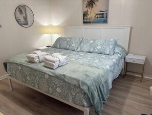 2 soverom, strykejern/-brett, wi-fi og sengetøy