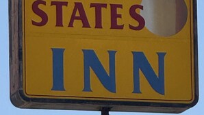 A sign for the Western States Inn. - WESTERN STATESINN (San Miguel)