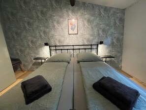 2 bedrooms, WiFi, bed sheets - Idyllic house in the forest near the Loreley (Bogel)