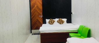 Shree Niwas Home Stay