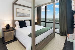 Luxury Apartment, 1 Queen Bed with Sofa bed, Non Smoking, Air conditioning | 1 bedroom, Egyptian cotton sheets, premium bedding, down comforters - Luxury Apartments by Hyatus Downtown Boston (Boston)