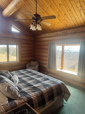 5 soverom, strykejern/-brett, wi-fi og sengetøy