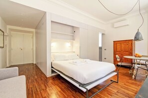 Strykjärn/strykbräda, gratis wi-fi och sängkläder