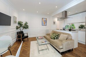 Apartment | 1 bedroom, Internet - Lovely 1 bed Garden Flat - Earl s Court (London)